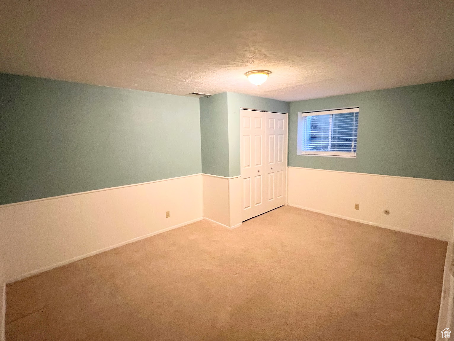 HIDDEN OAK ESTATES - Residential