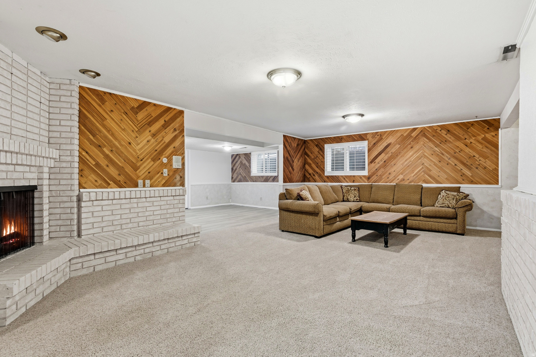 HIDDEN OAK ESTATES - Residential