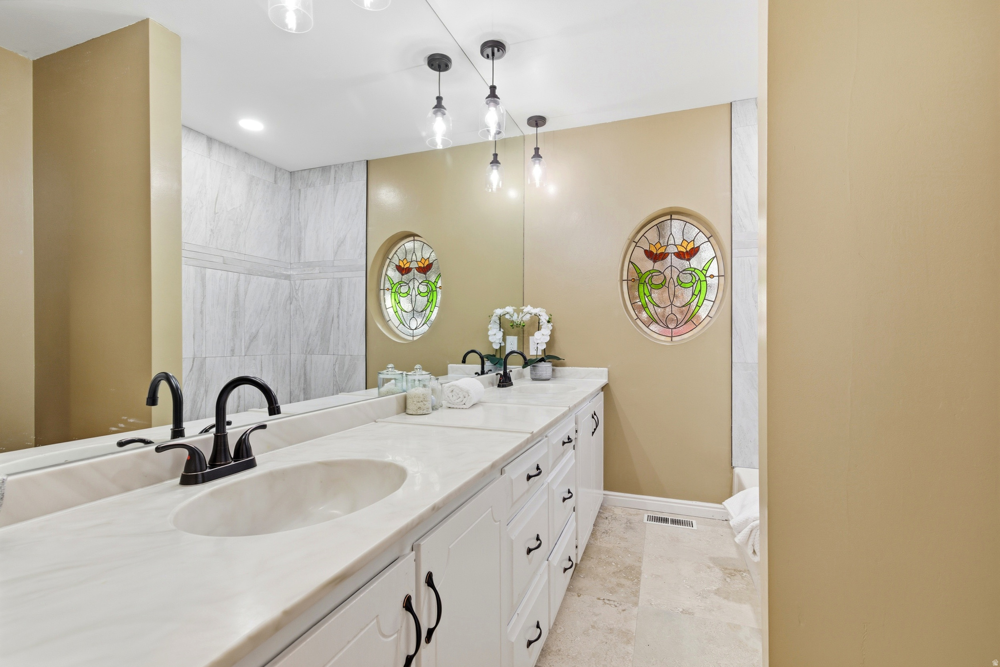 HIDDEN OAK ESTATES - Residential