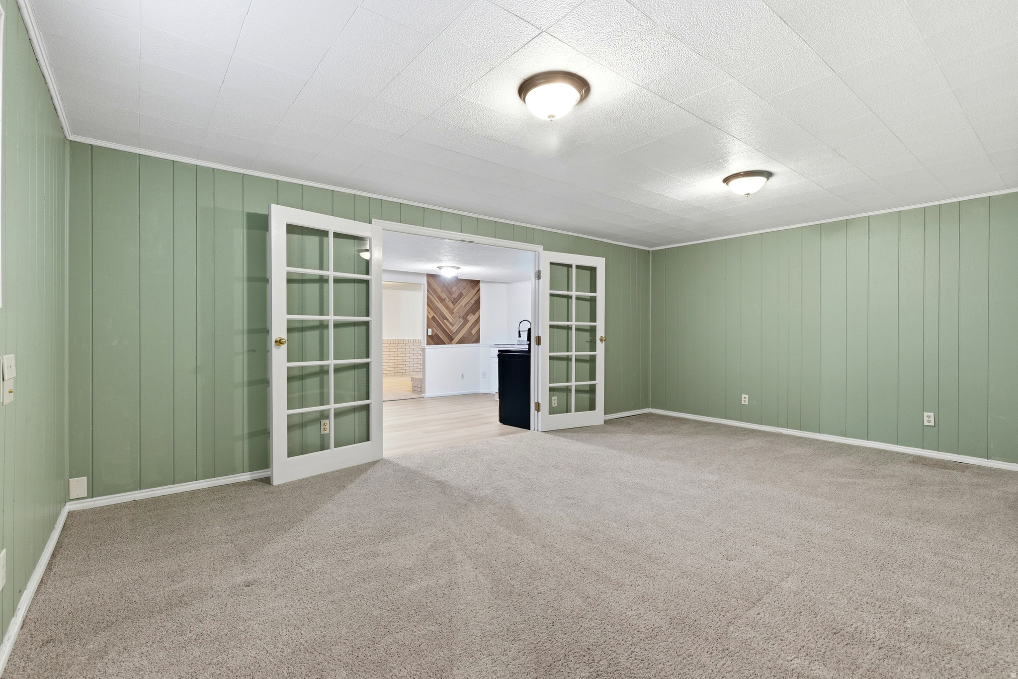 HIDDEN OAK ESTATES - Residential