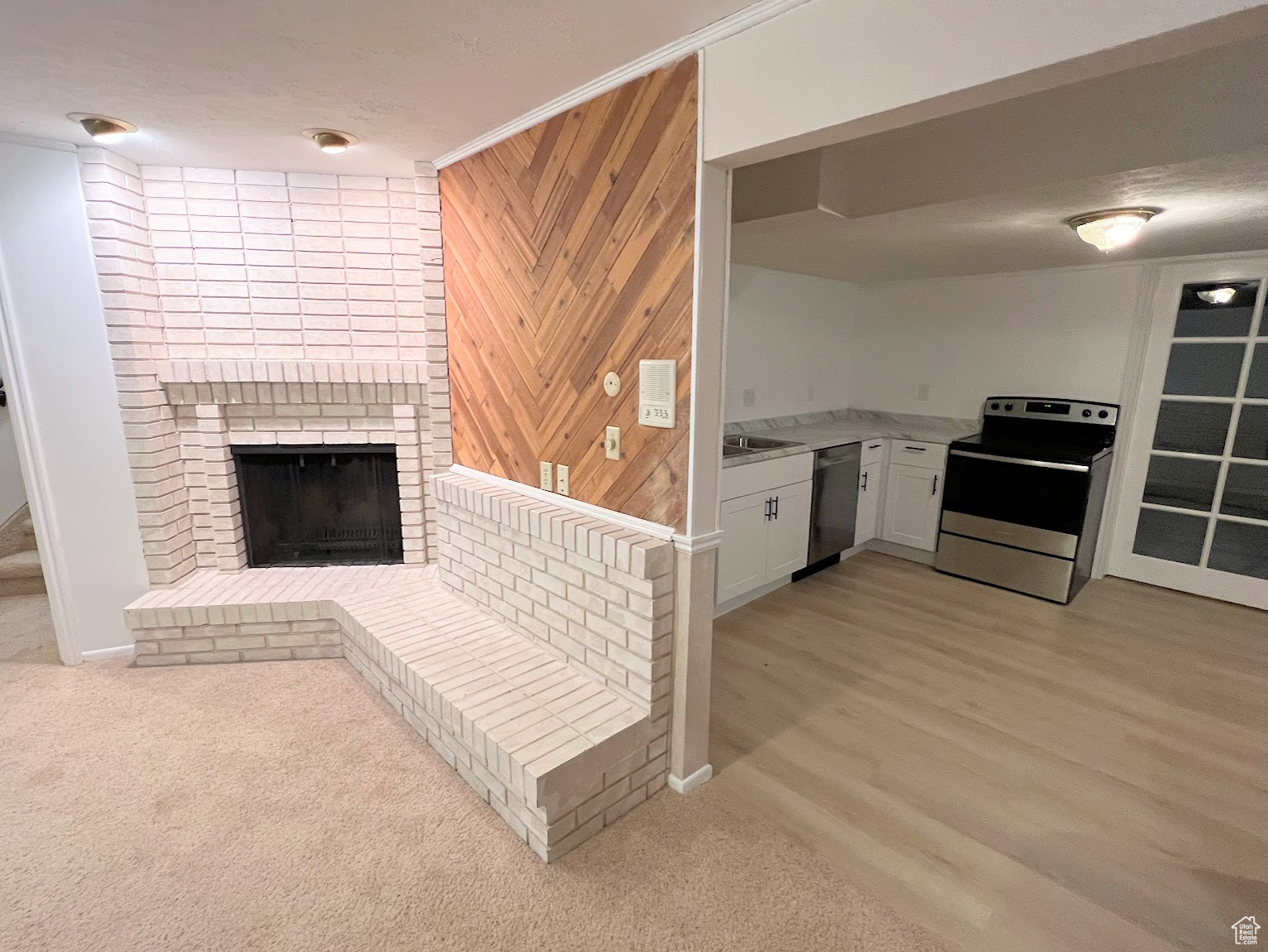 HIDDEN OAK ESTATES - Residential