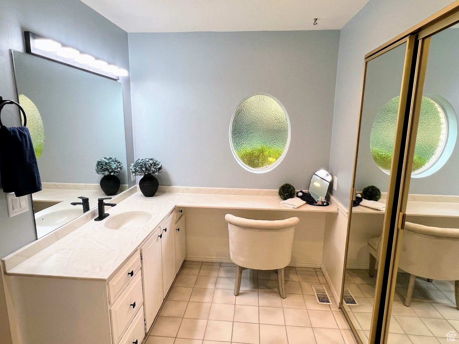HIDDEN OAK ESTATES - Residential