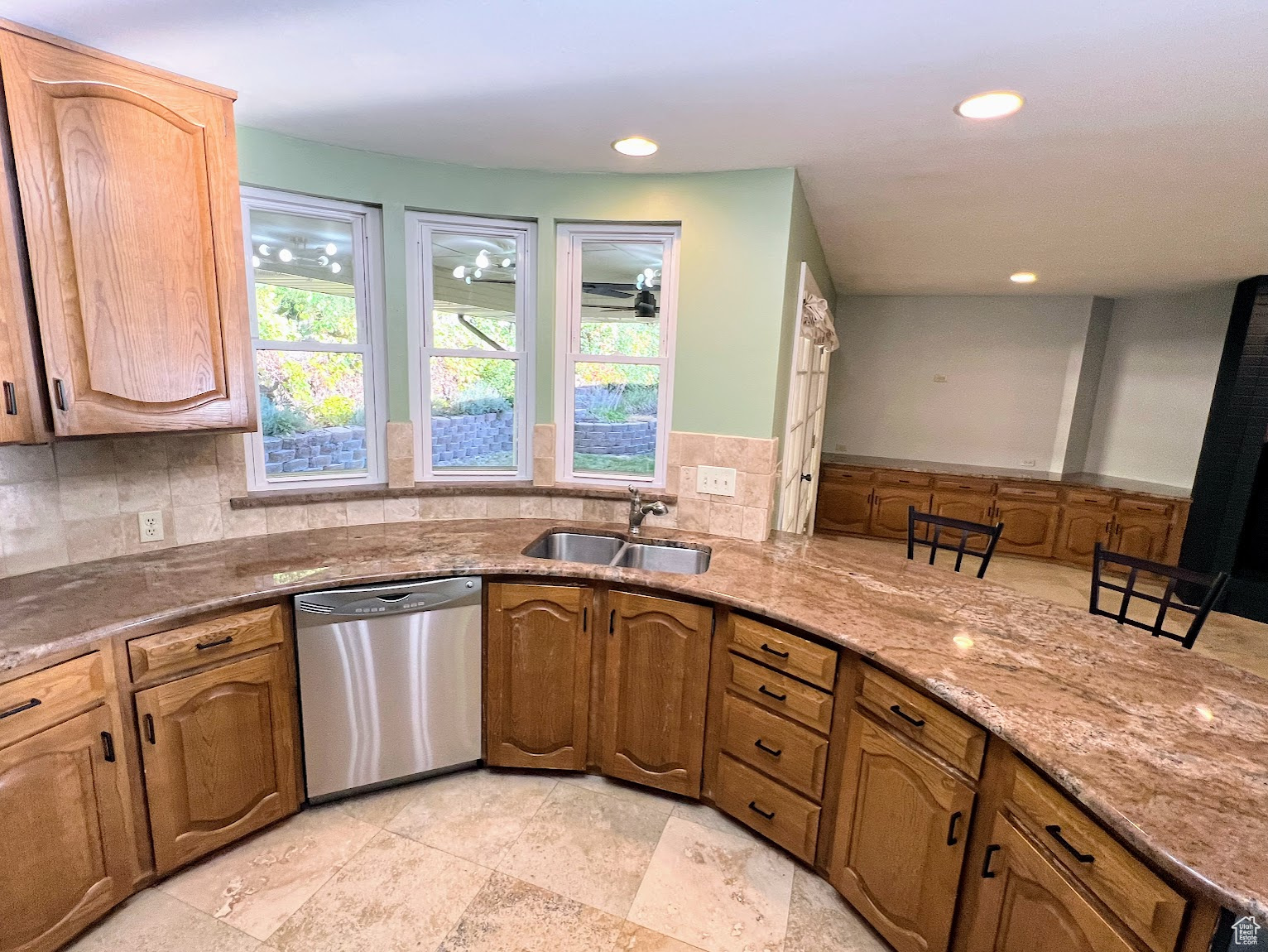 HIDDEN OAK ESTATES - Residential