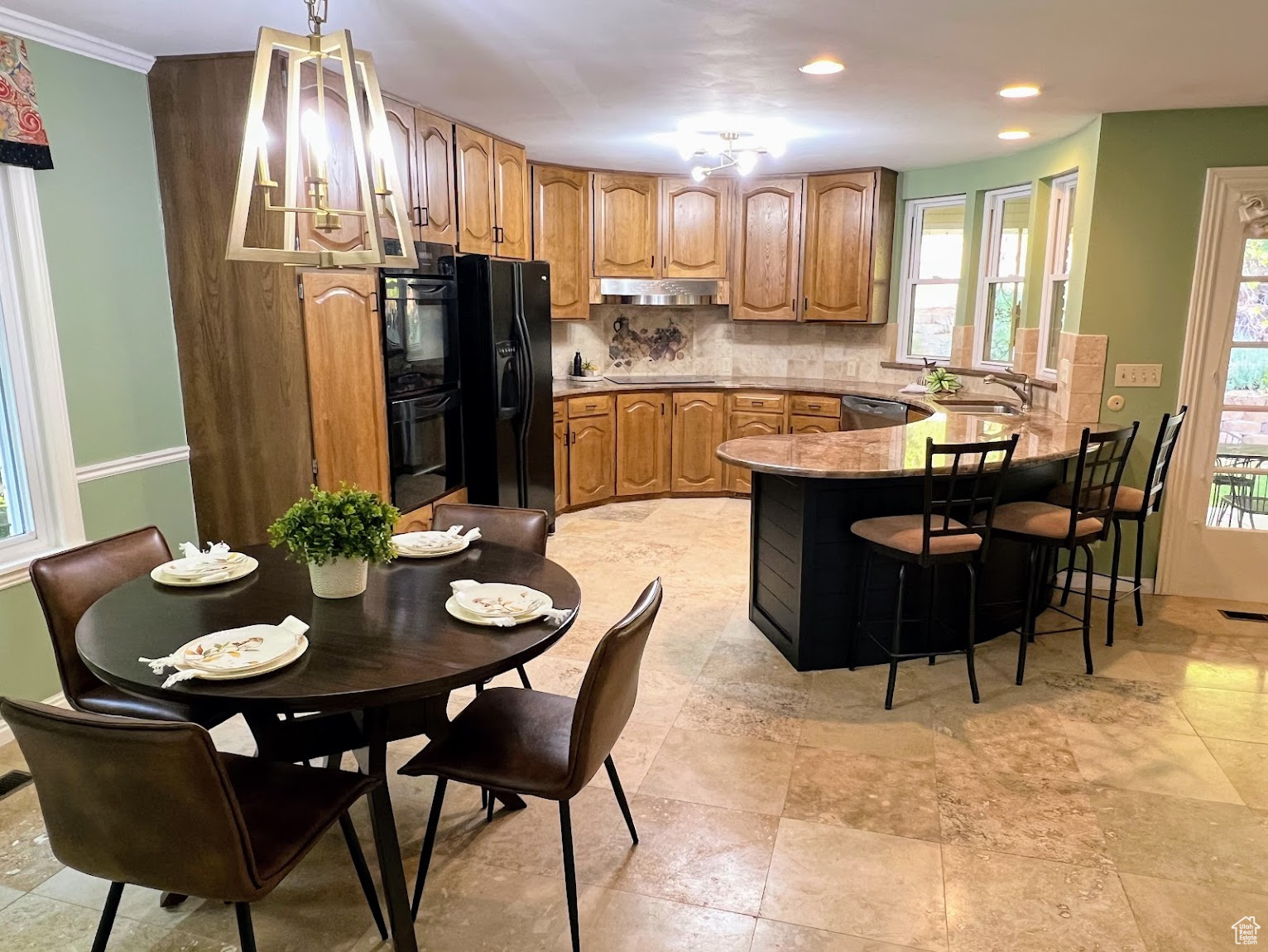 HIDDEN OAK ESTATES - Residential