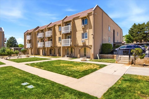 Photo of 5660 S MEADOW LN, South Ogden, UT 84403 (MLS # 2170523)