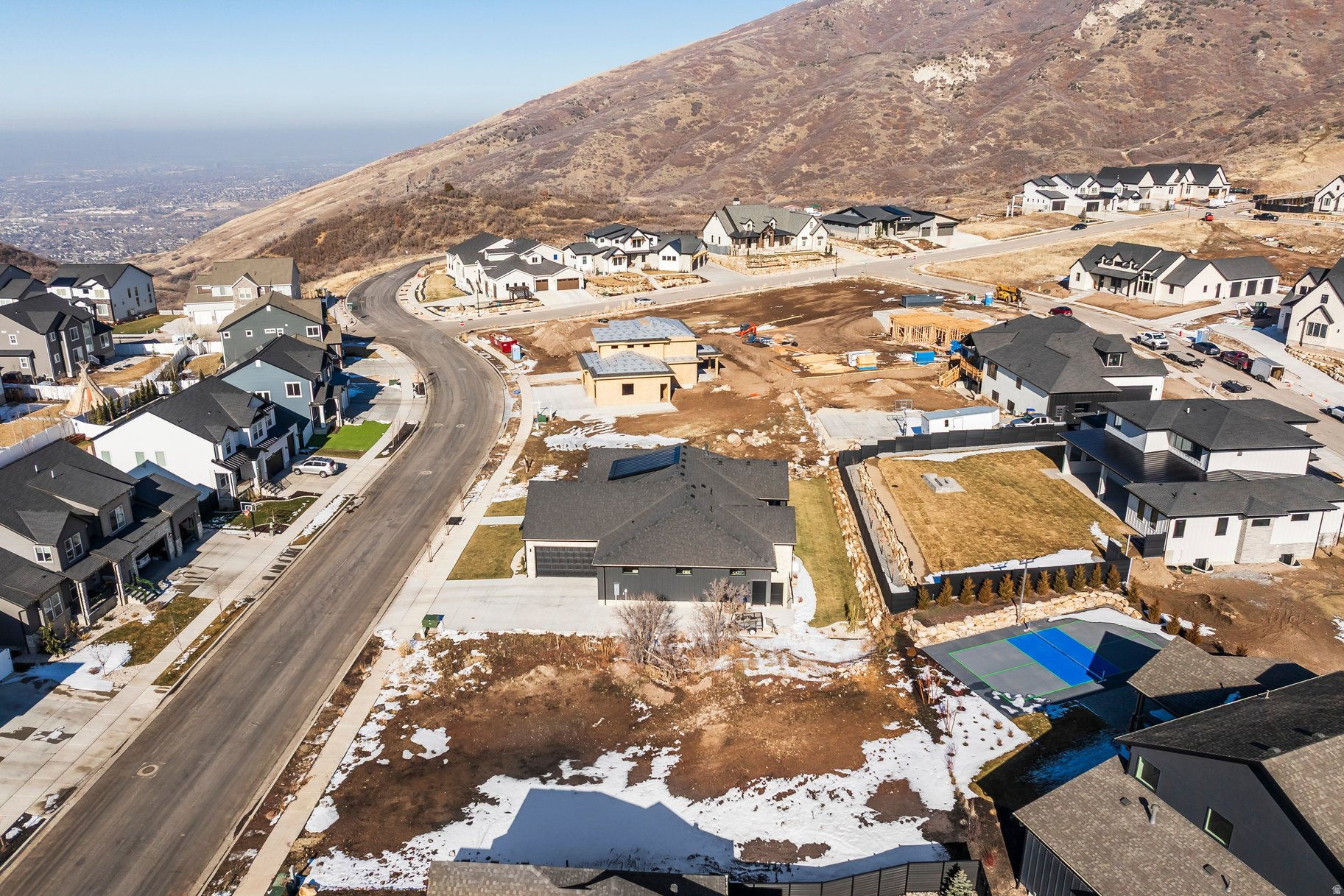 LONE-PEAK CANYON - Land