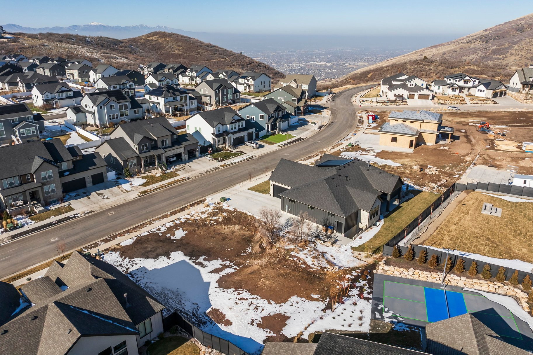 LONE-PEAK CANYON - Land
