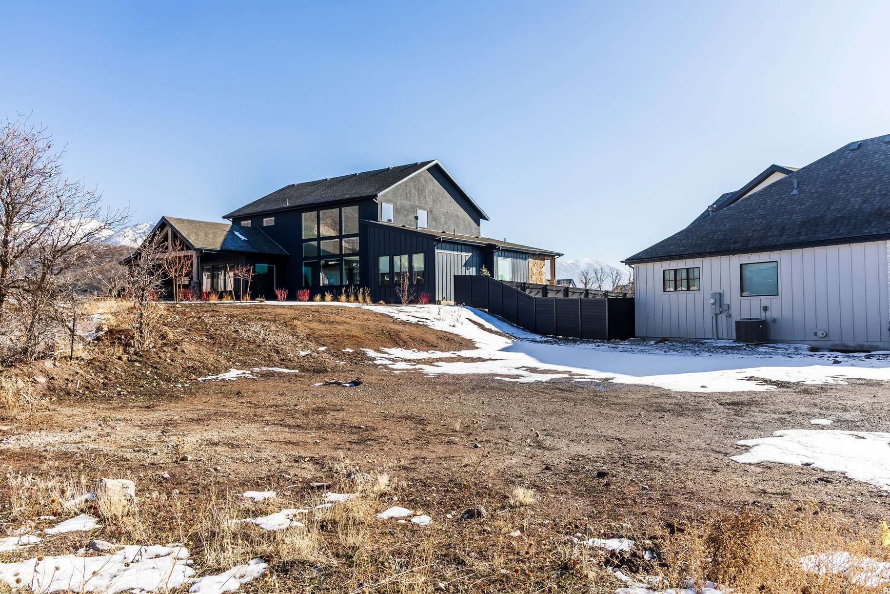 LONE-PEAK CANYON - Land
