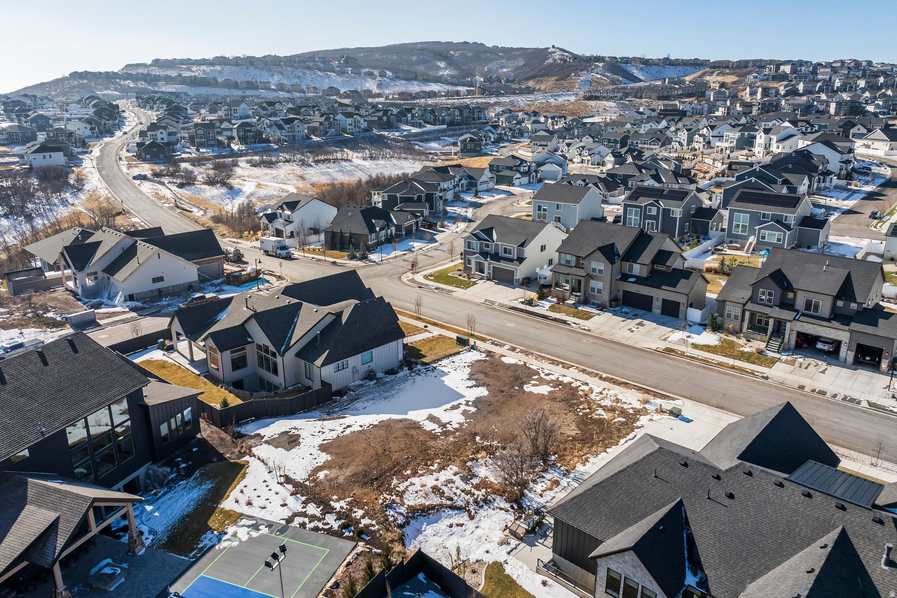 LONE-PEAK CANYON - Land
