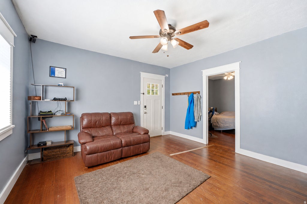 Photo of 629 DOUGLAS ST, Ogden, UT 84404 (MLS # 2172120)