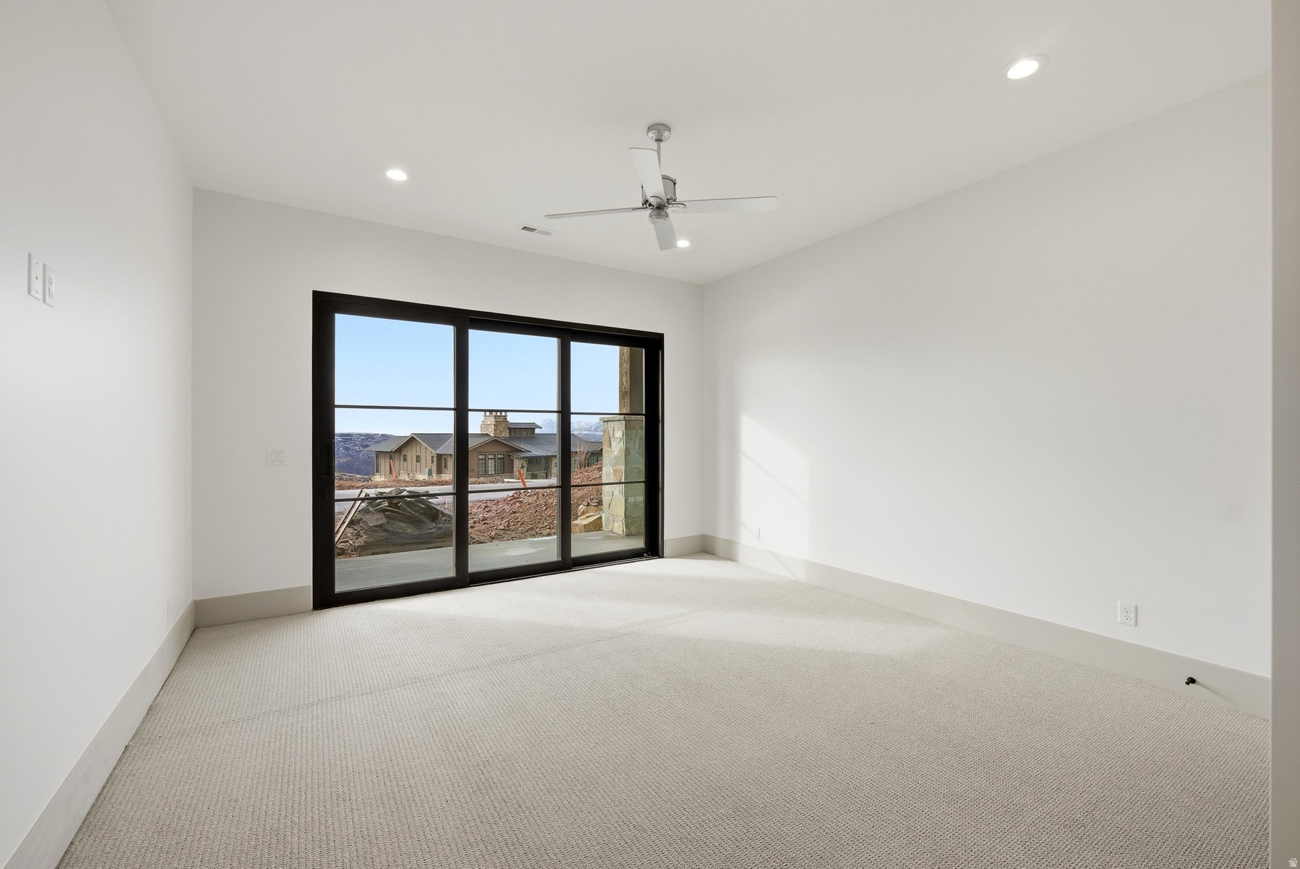 GOLDEN EAGLE - Residential