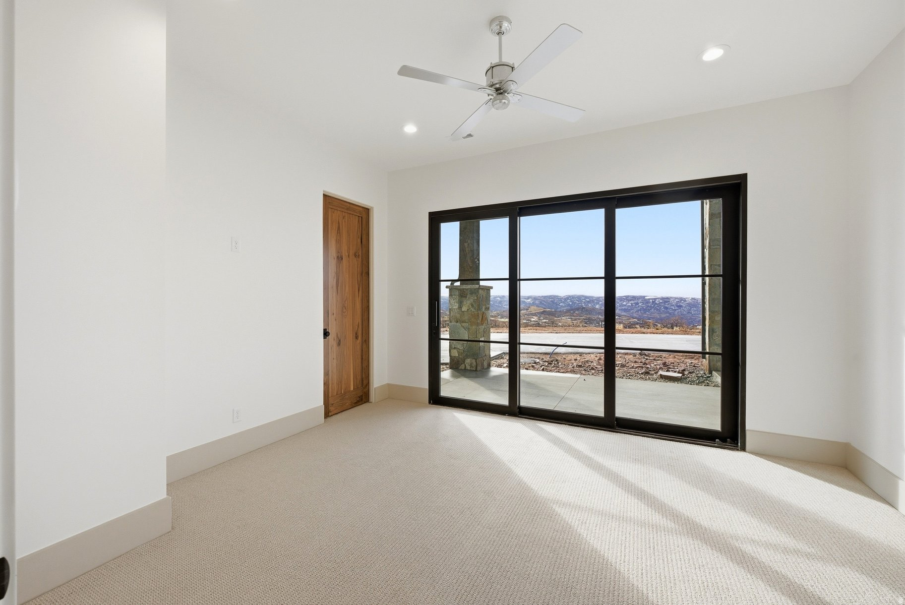 GOLDEN EAGLE - Residential