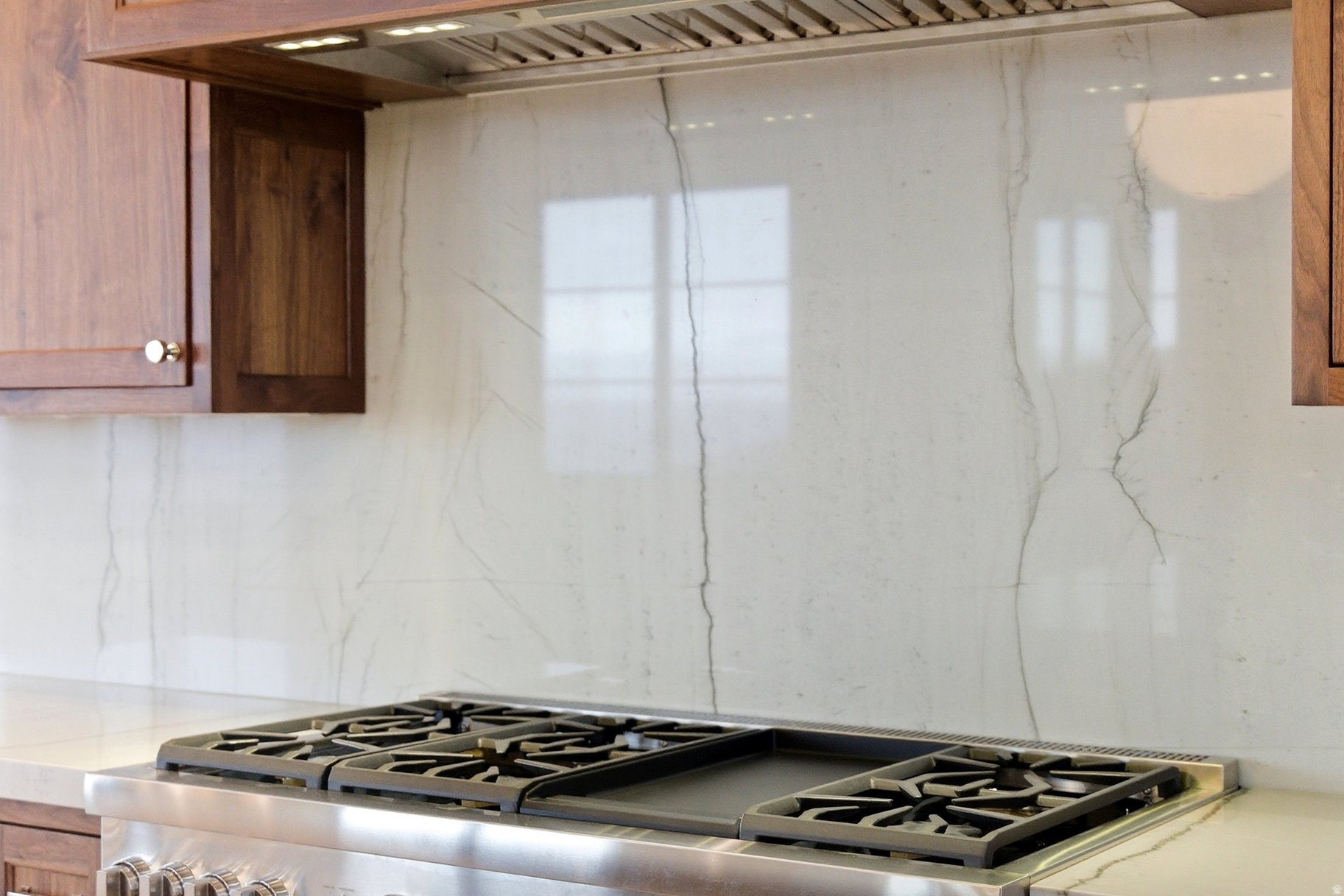 GOLDEN EAGLE - Residential