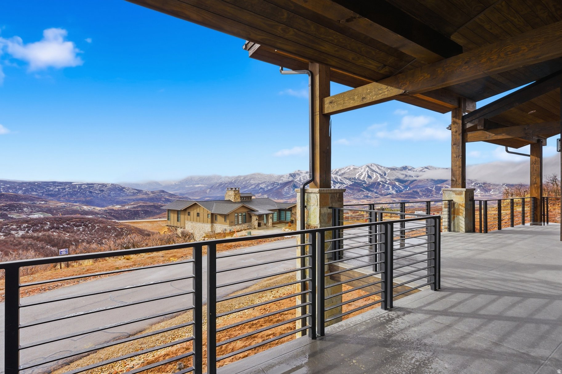 GOLDEN EAGLE - Residential