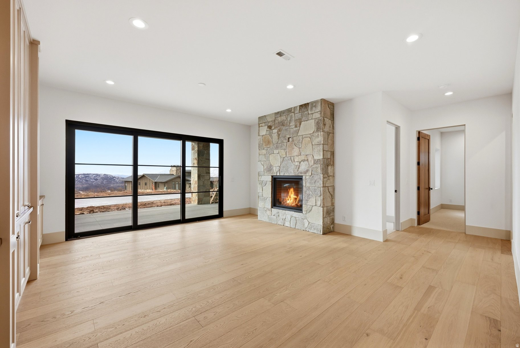 GOLDEN EAGLE - Residential