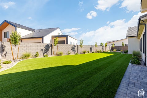 Tiny photo for 3147 S CORA DR, Washington, UT 84780 (MLS # 2190192)