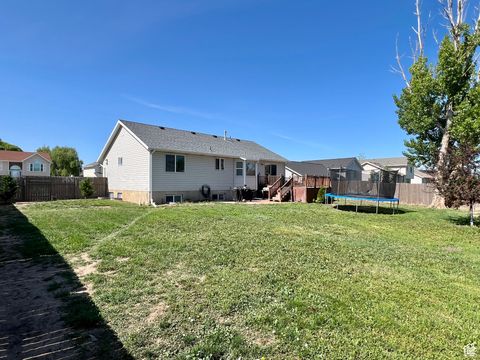 Tiny photo for 1174 W 1580 N, Clinton, UT 84015 (MLS # 2108582)