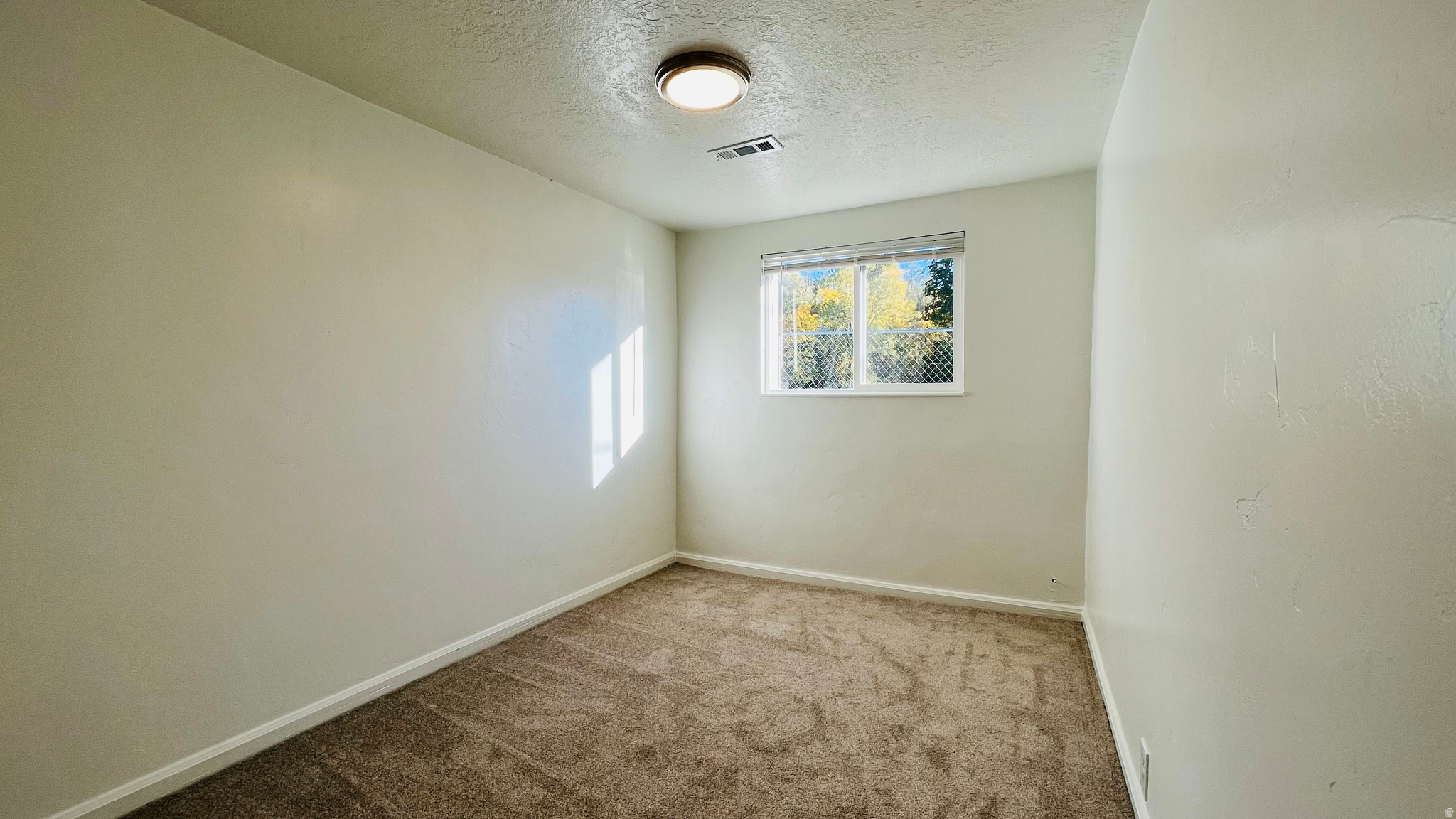 SCOTTSDALE SUB - Residential Income