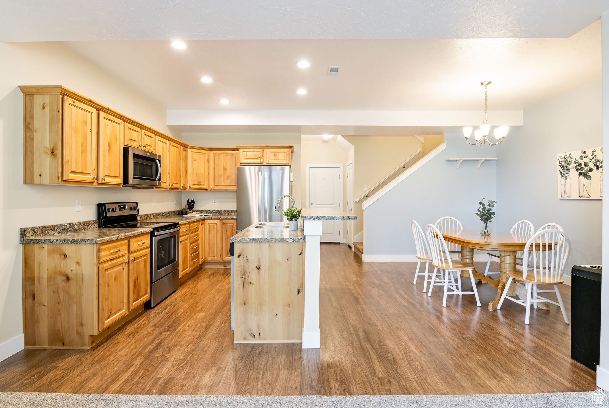 SPRING CREEK - Residential