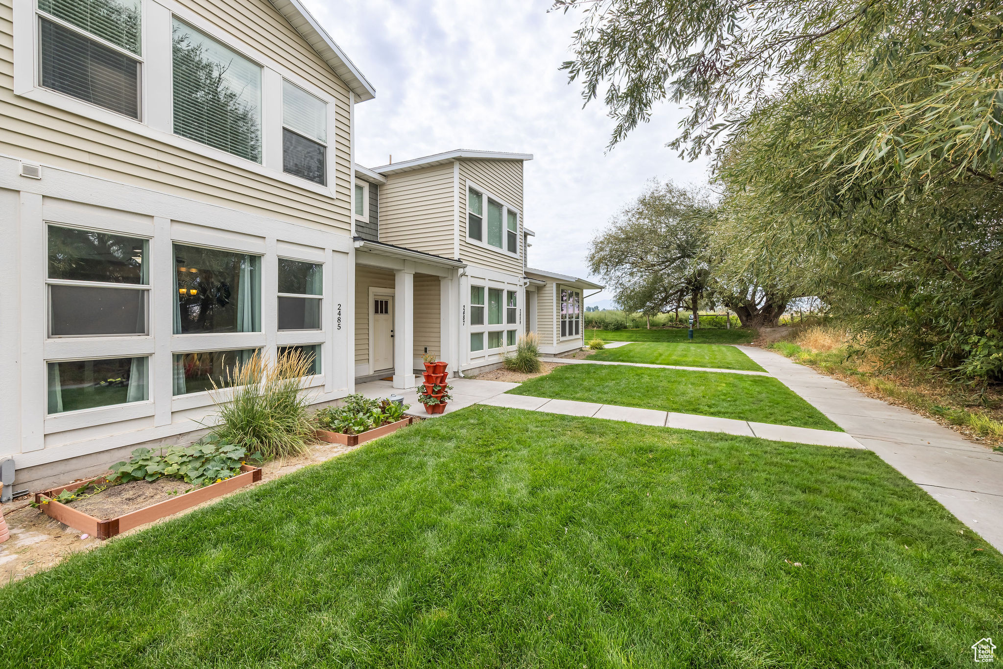 SPRING CREEK - Residential
