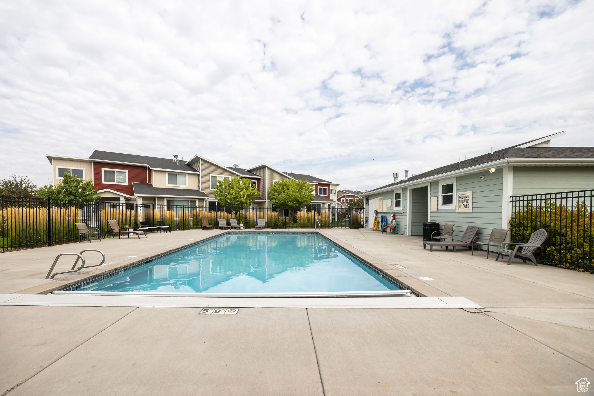 SPRING CREEK - Residential