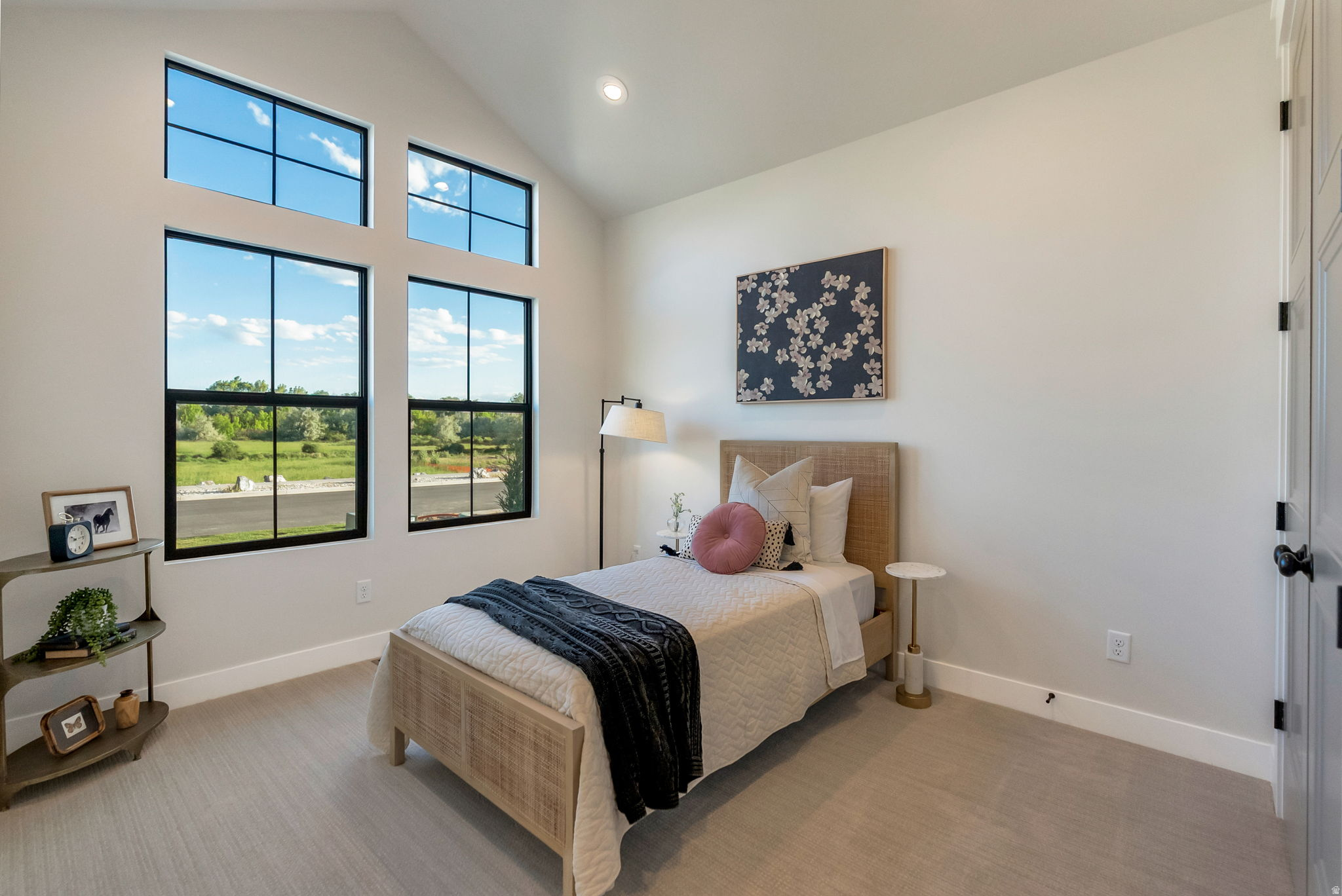 EASTRIDGE ESTATES - Residential