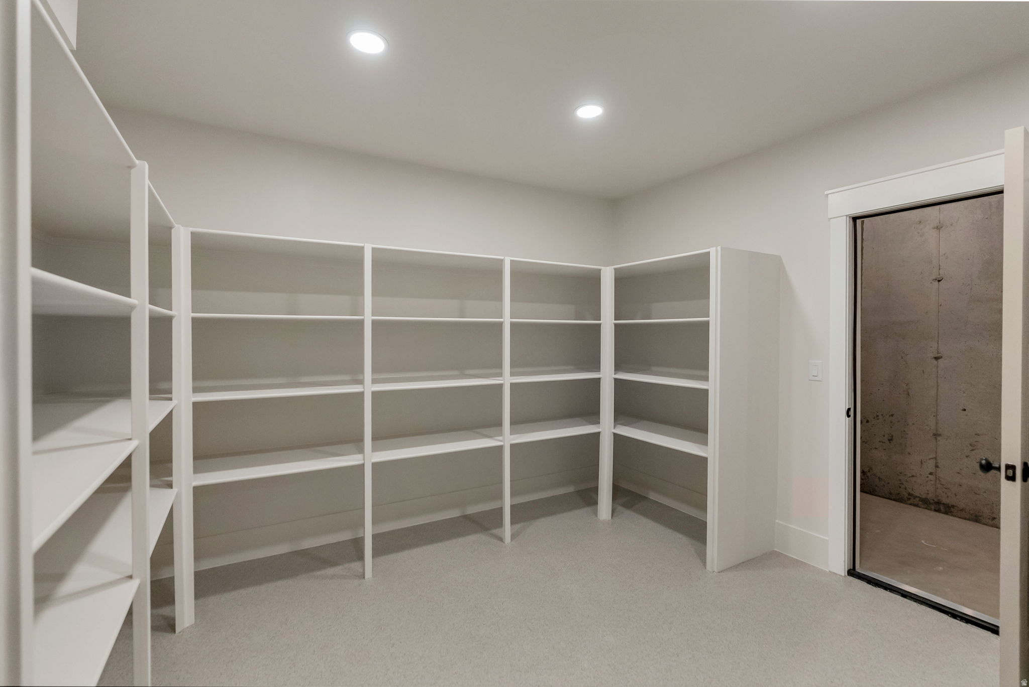 EASTRIDGE ESTATES - Residential