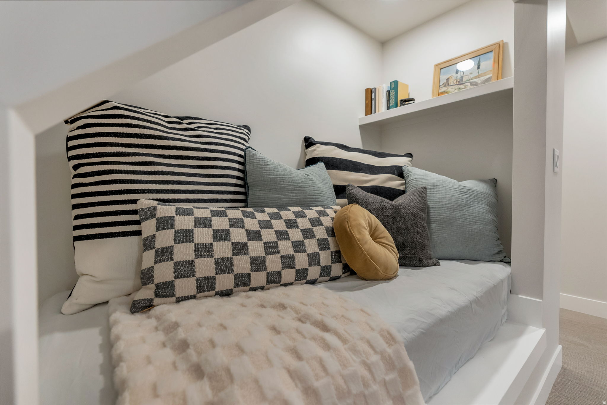 EASTRIDGE ESTATES - Residential