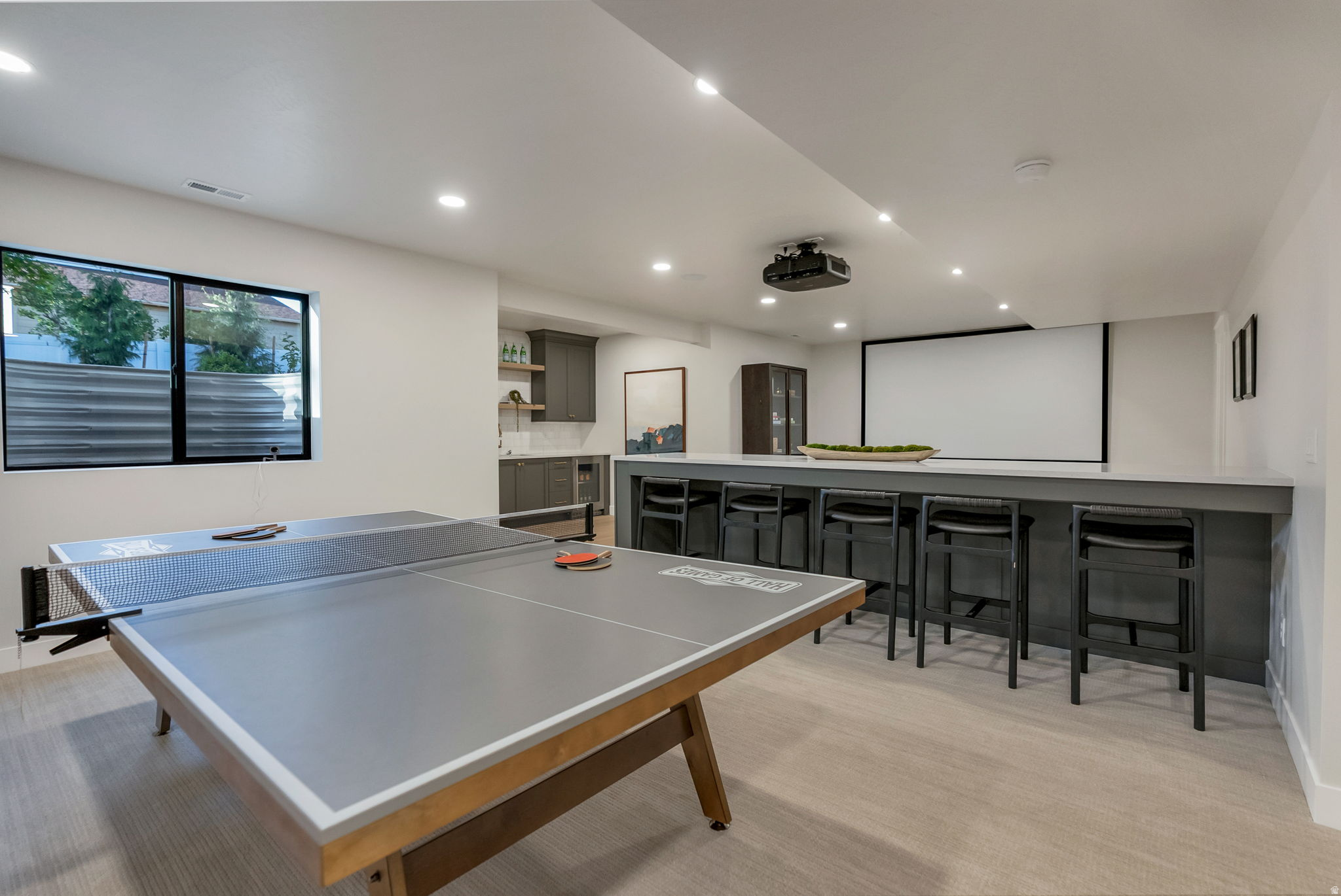 EASTRIDGE ESTATES - Residential