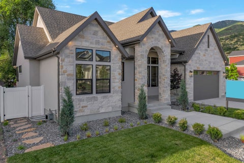 Tiny photo for 33 E 1500 S, Farmington, UT 84025 (MLS # 2161108)