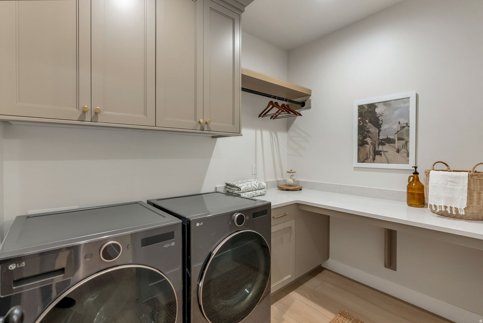 EASTRIDGE ESTATES - Residential