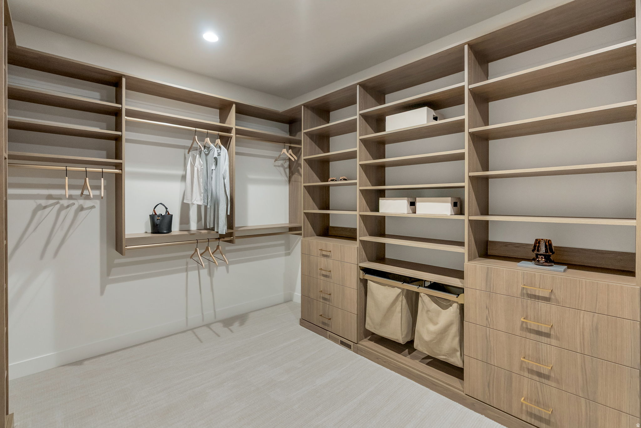 EASTRIDGE ESTATES - Residential