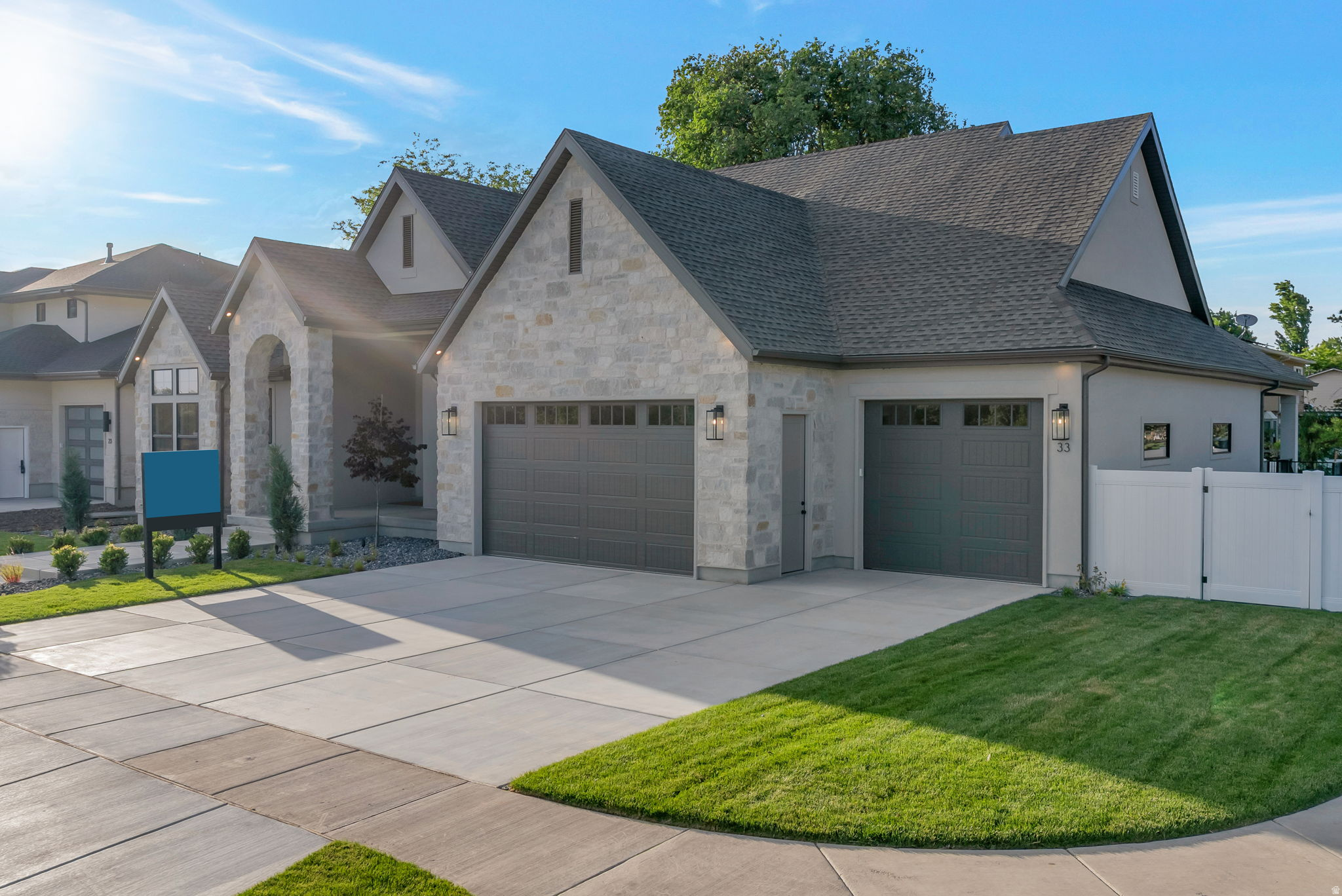 EASTRIDGE ESTATES - Residential