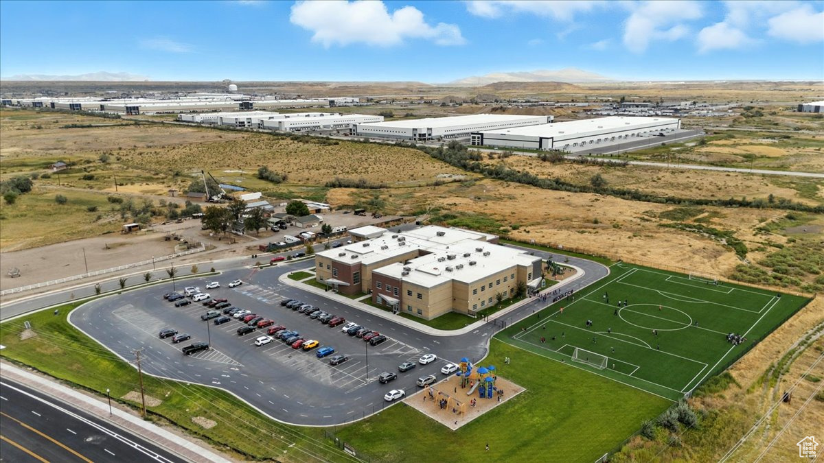 HEATHER ON PARKWAY - Residential