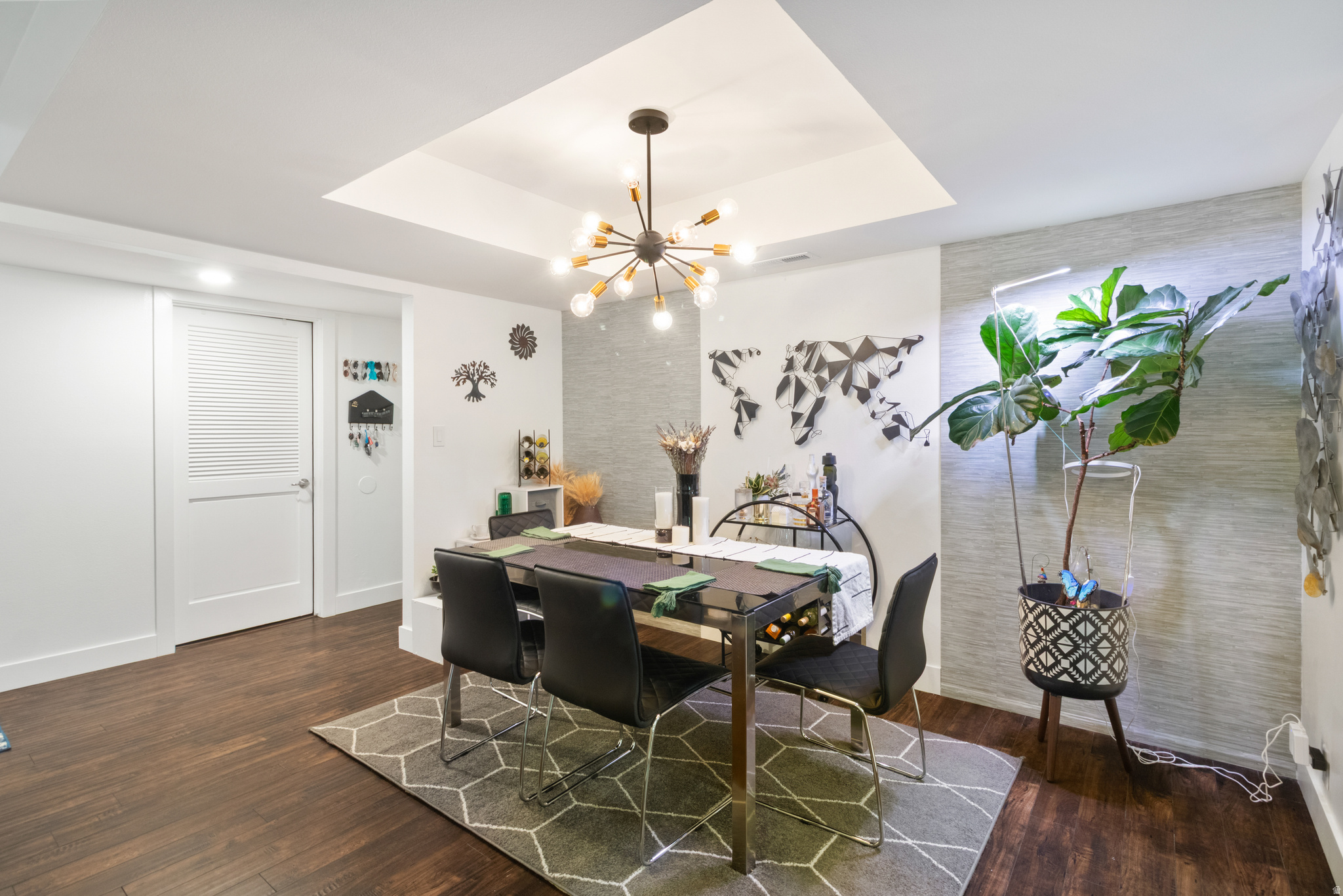 SPRINGTREE - Residential