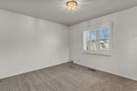 Tiny photo for 2242 E KENSINGTON AVE S, Salt Lake City, UT 84108 (MLS # 2126536)