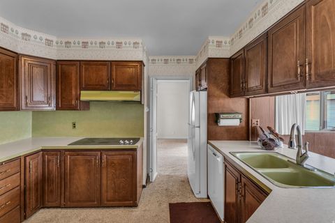 Tiny photo for 2242 E KENSINGTON AVE S, Salt Lake City, UT 84108 (MLS # 2126536)