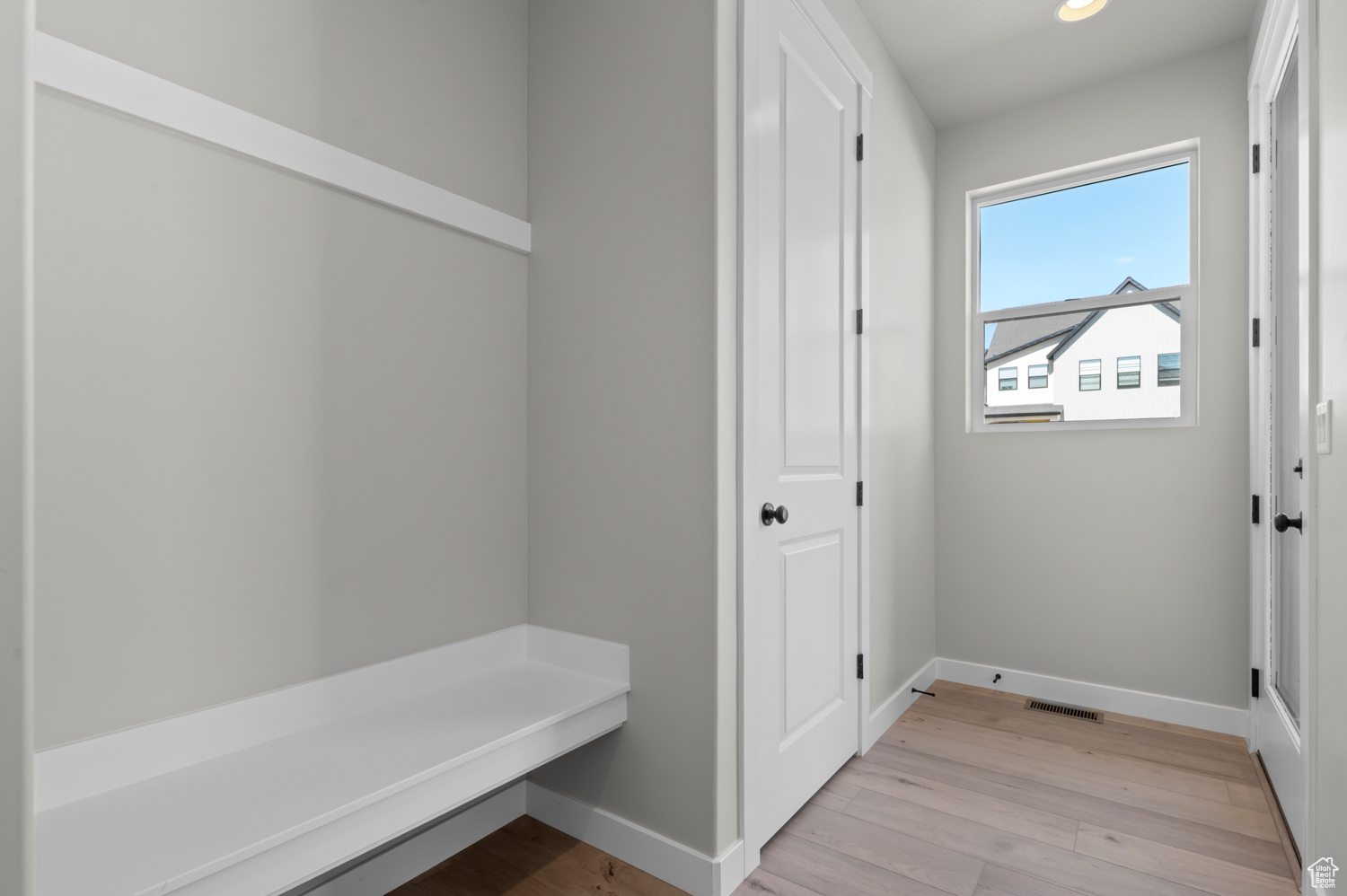 COYOTE RIDGE COTTAGE 215 - Residential
