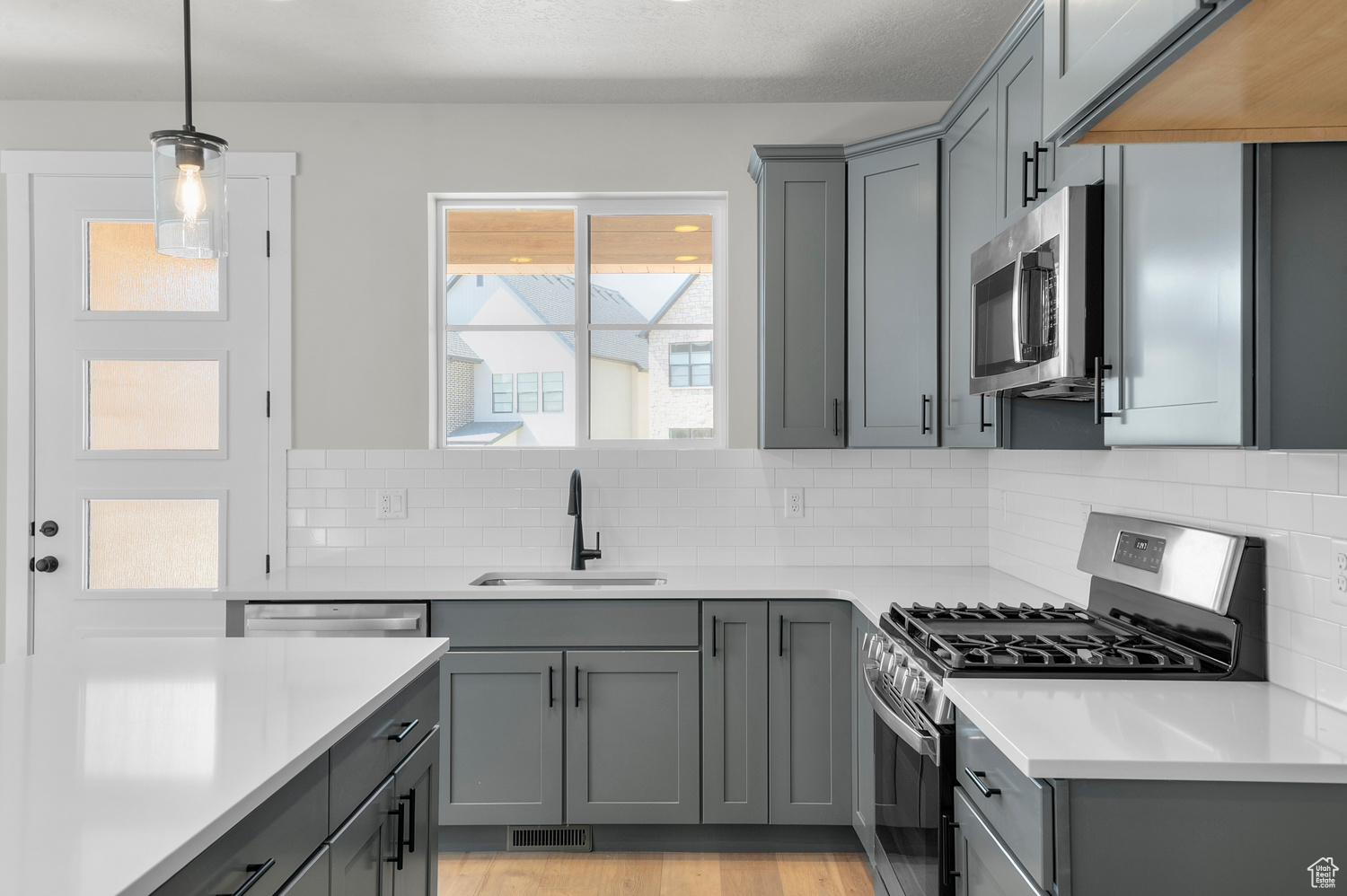 COYOTE RIDGE COTTAGE 215 - Residential