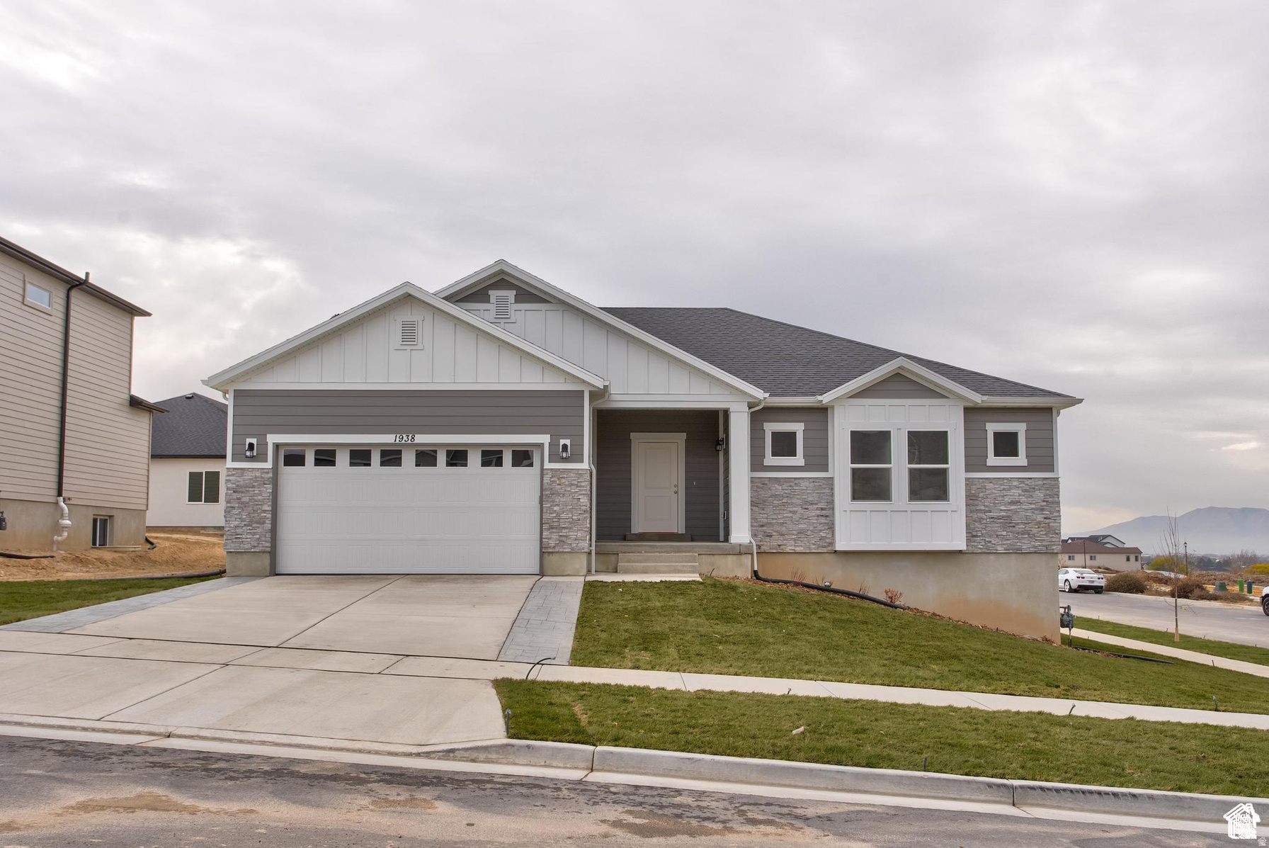 THE MELLOR AT SPANISH FORK - Residential