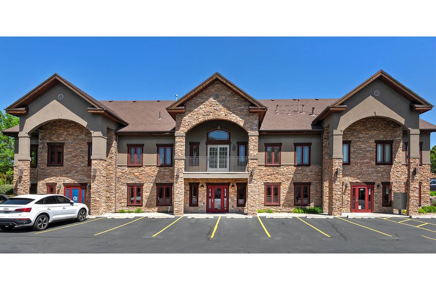 Purchase price $1,700,000 ($276/SF)  Zoning - SC-1 (Neighborhood Shopping Center)  Commercial Condo Development 6,138 SF of Total Usable space Year Built 2006 Plenty of open parking Easily accessible  Class A finishes