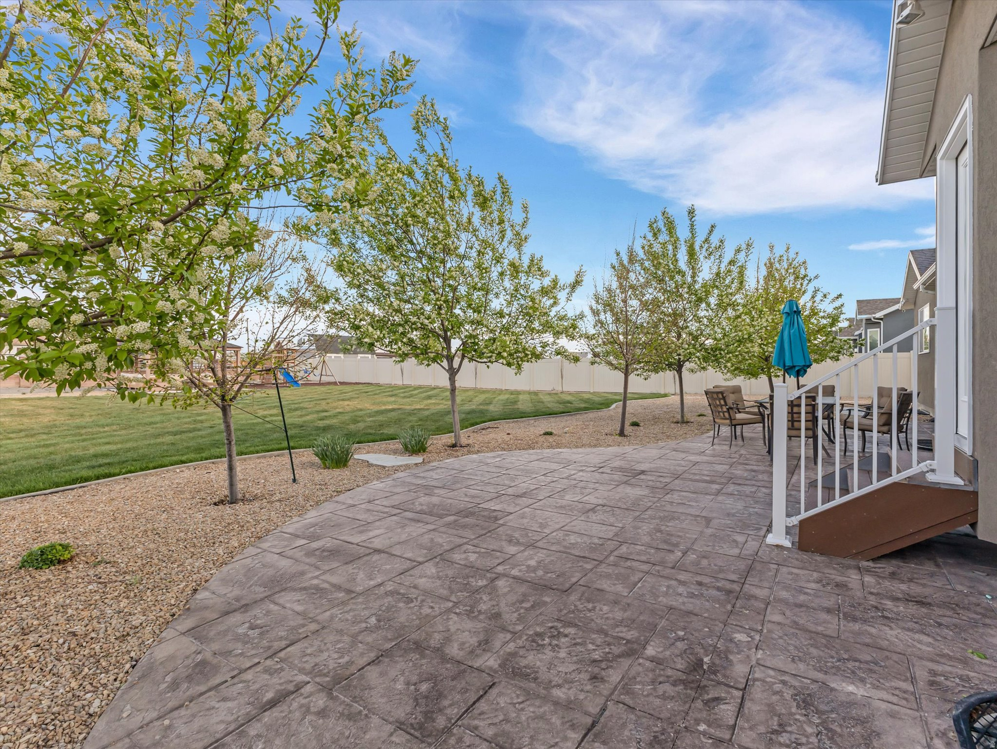 CARRIAGE CROSSING - Residential