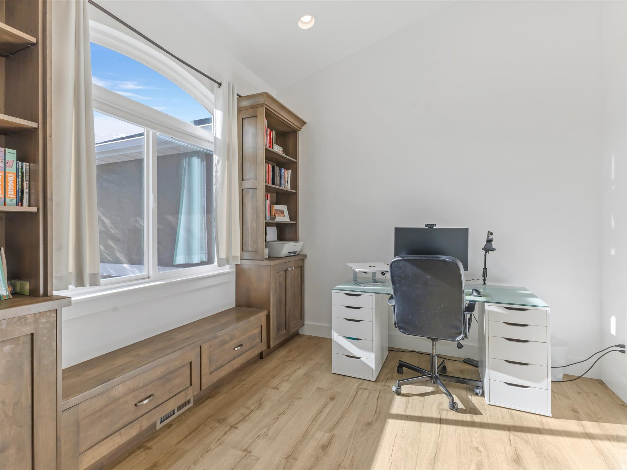 CARRIAGE CROSSING - Residential