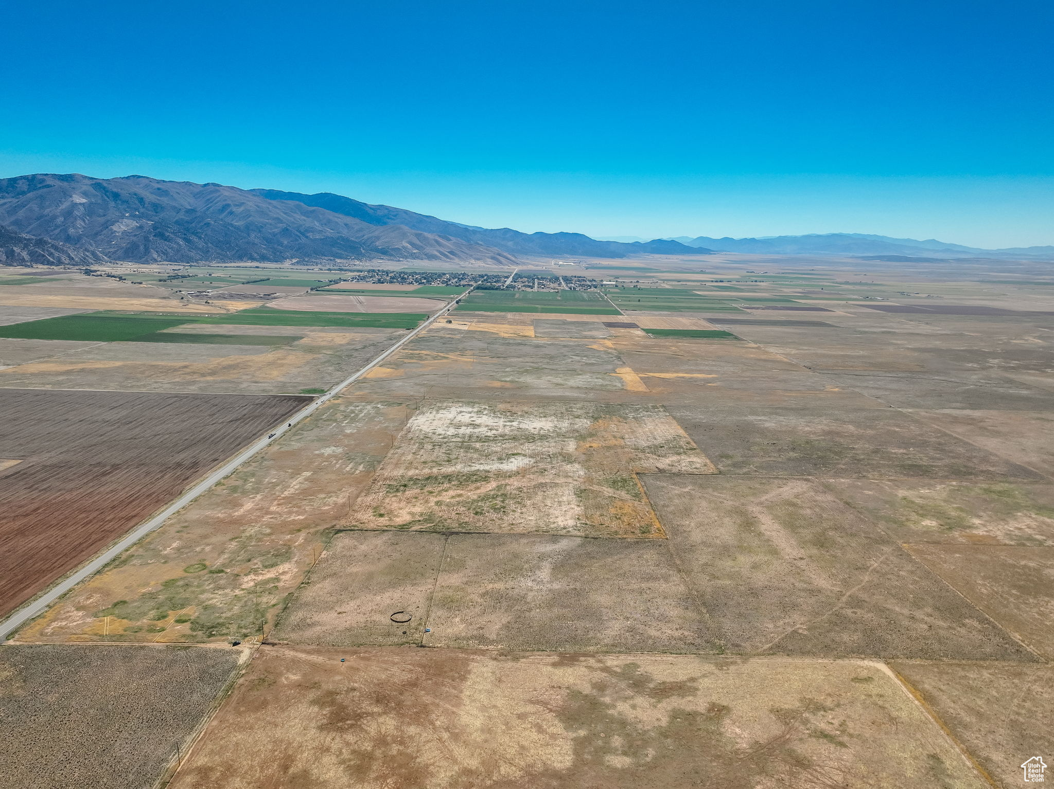 Land, Levan, Utah image 10