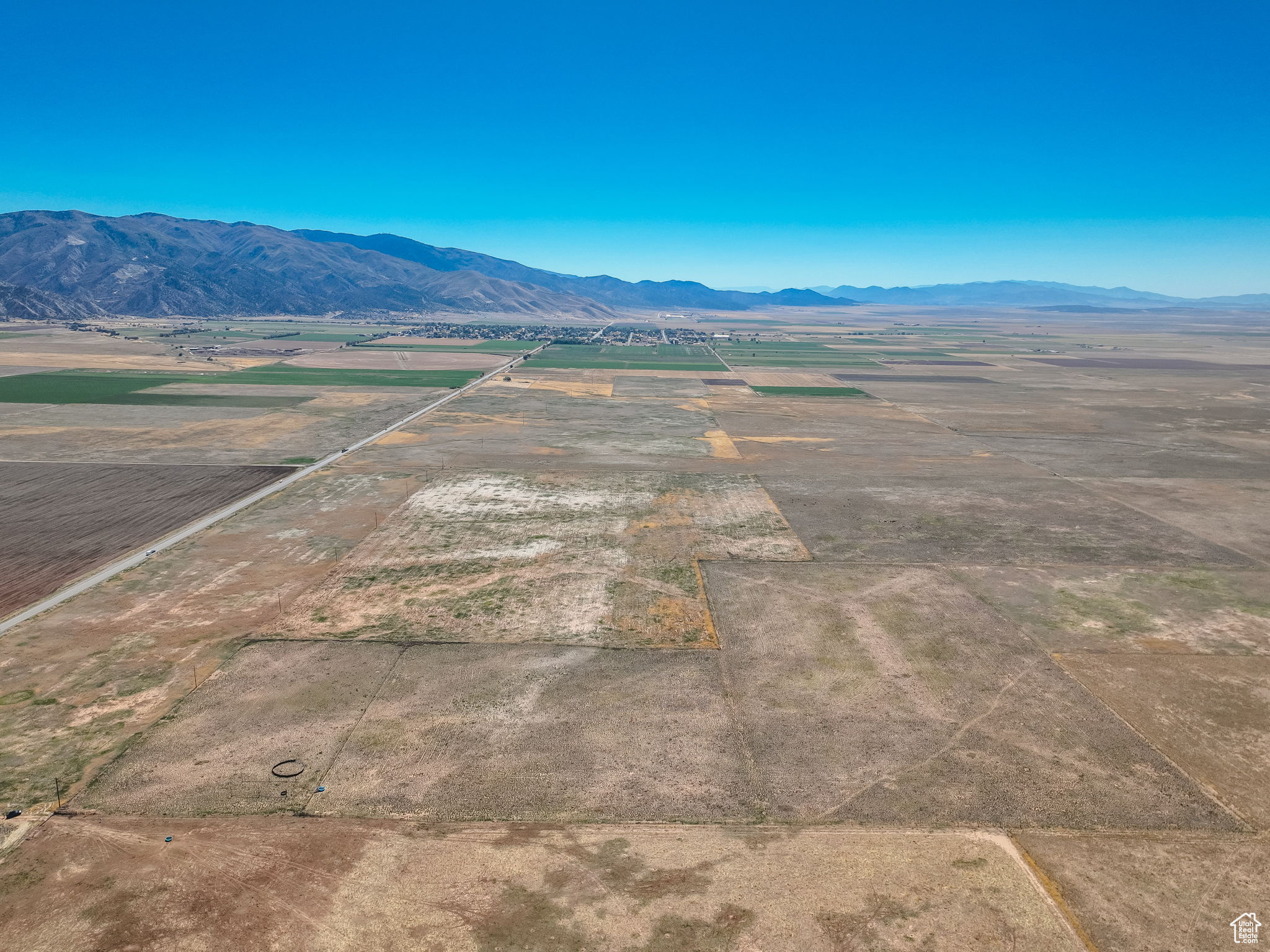 Land, Levan, Utah image 9