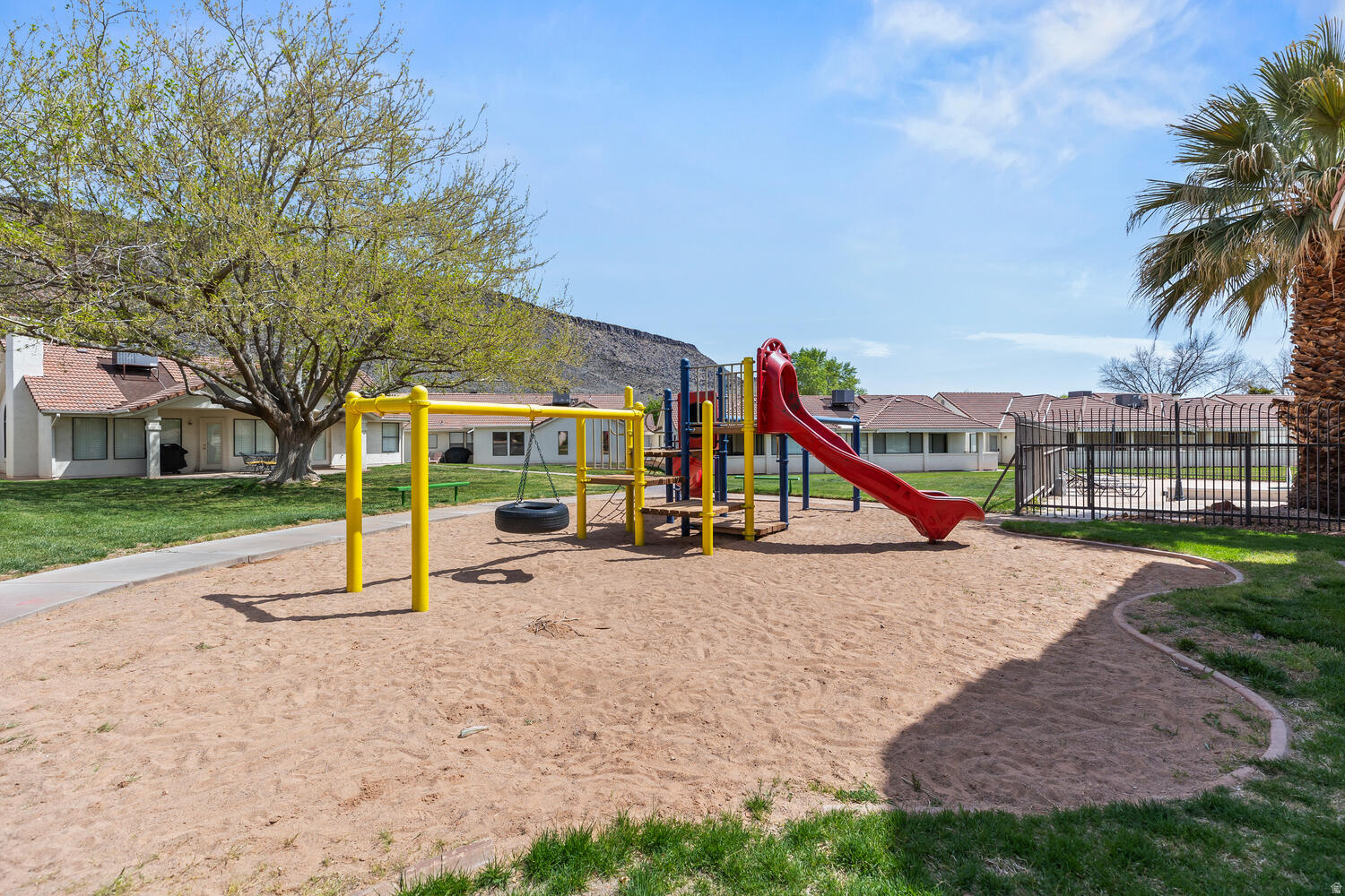 WILLOW RUN RESORT 1 CONDO - Residential