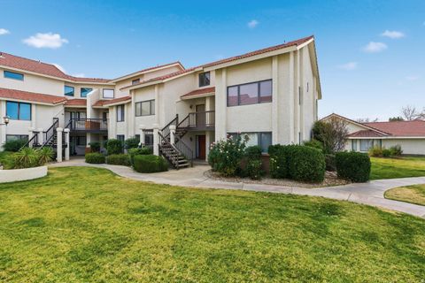 Condo For Sale - 275 S Valley View Dr Dr #J102<br/> St. George, UT 84770