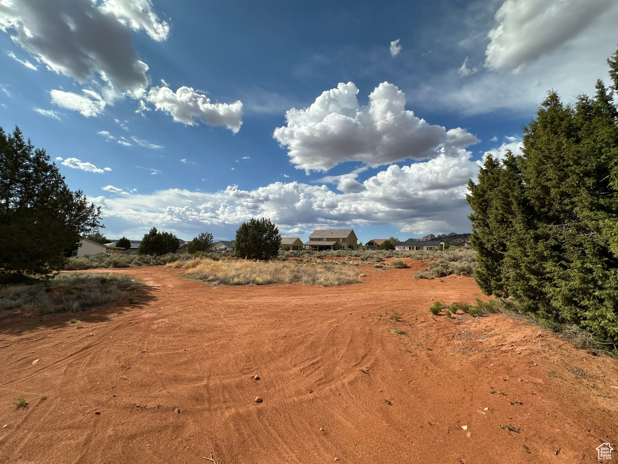 1131 E Red Sage Dr, Apple Valley, Utah image 13