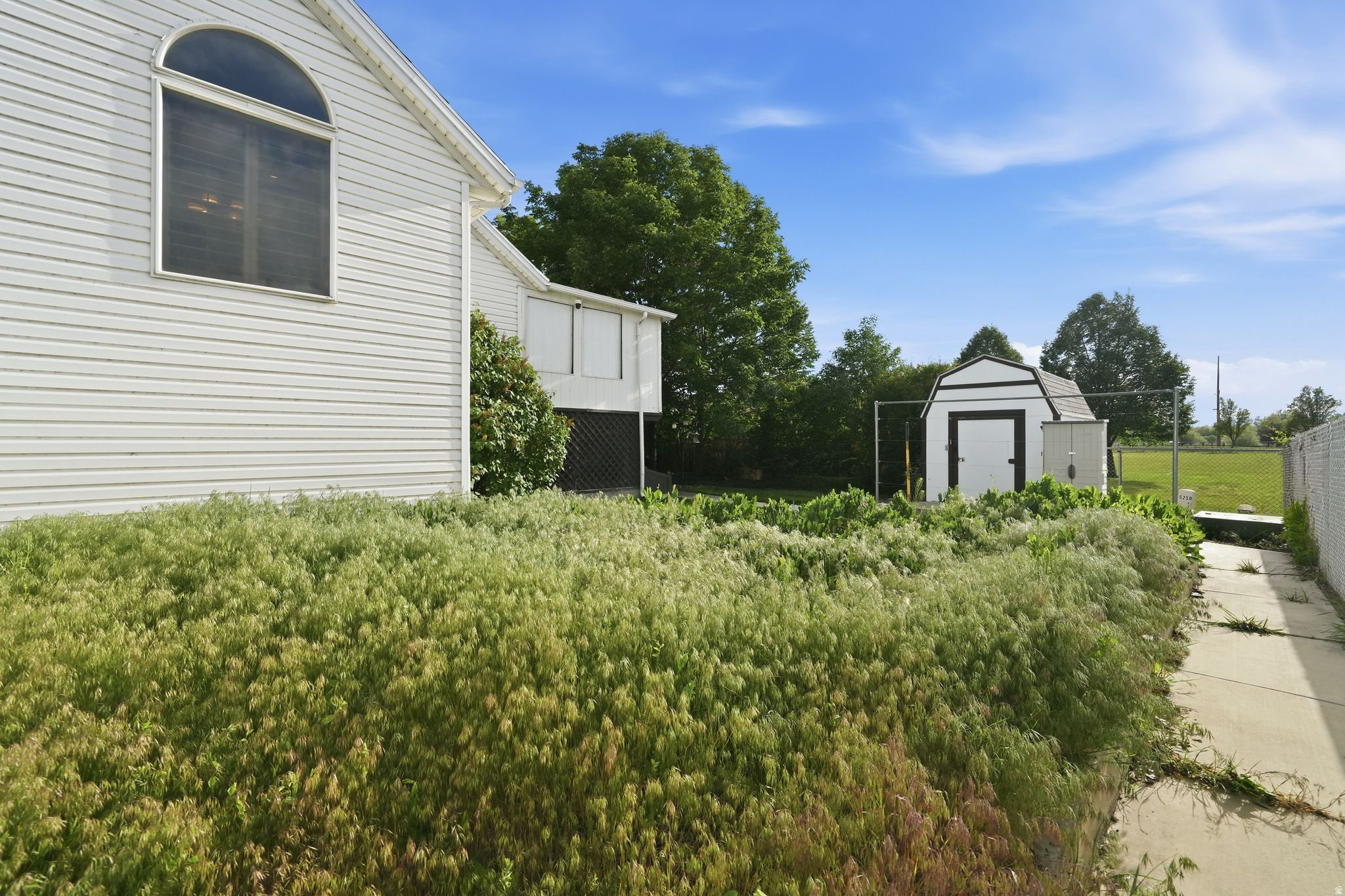 HOMETOWN RANCH - Residential