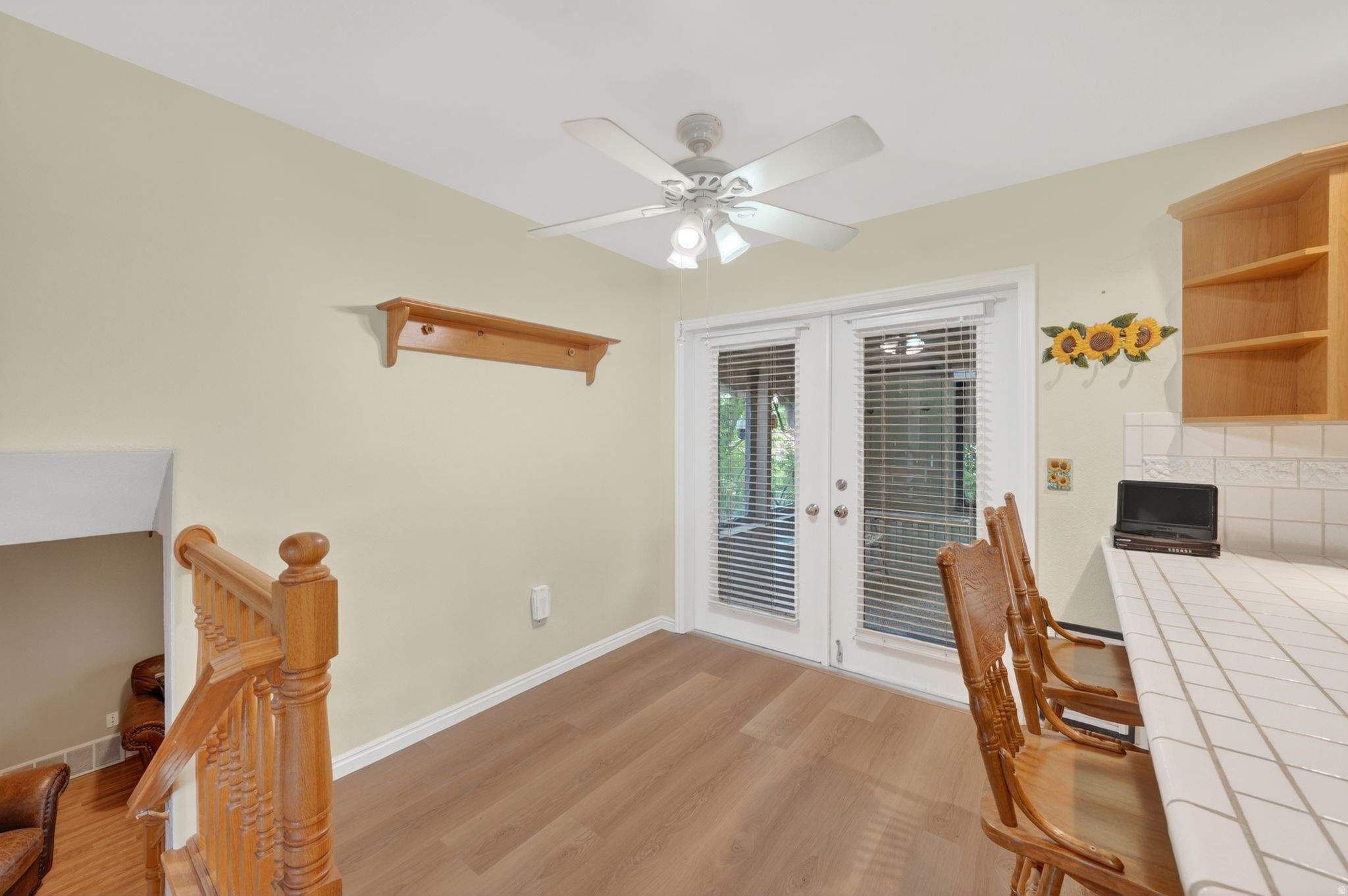 HOMETOWN RANCH - Residential